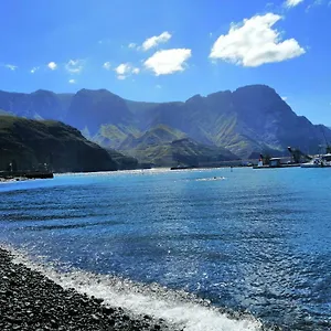 https://la-palmita-house-flat.in-canary-islands.com